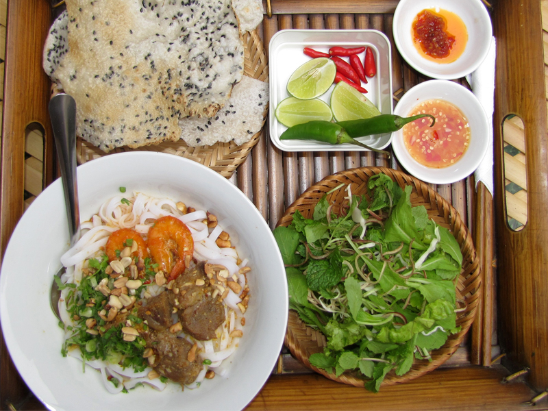 Du lịch Đà Nẵng ăn gì? 10 món ngon nhất định phải thử