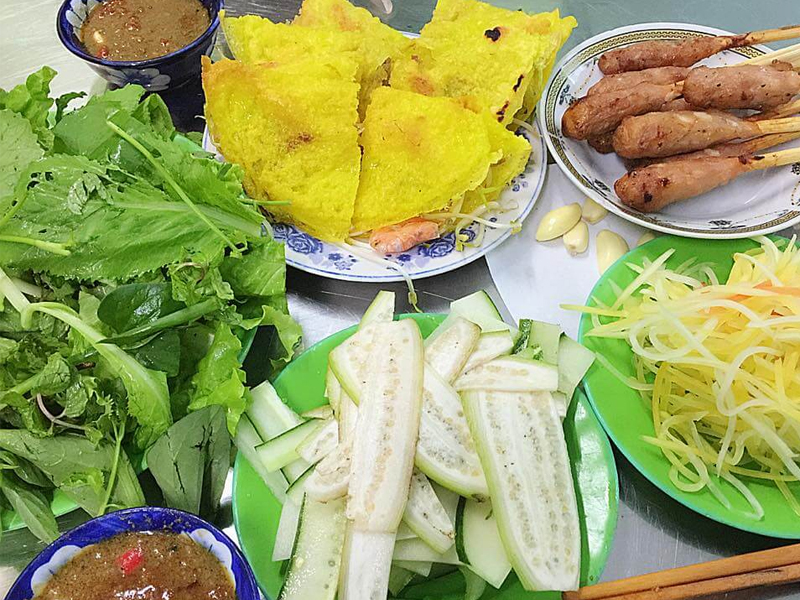 Du lịch Đà Nẵng ăn gì? 10 món ngon nhất định phải thử