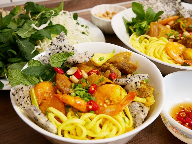Du lịch Đà Nẵng ăn gì? 10 món ngon nhất định phải thử