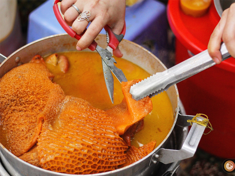 Du lịch Đà Nẵng ăn gì? 10 món ngon nhất định phải thử