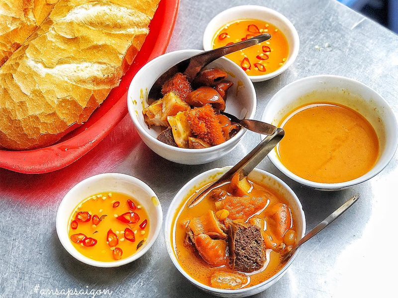 Du lịch Đà Nẵng ăn gì? 10 món ngon nhất định phải thử