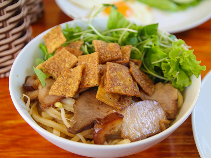 Du lịch Đà Nẵng ăn gì? 10 món ngon nhất định phải thử