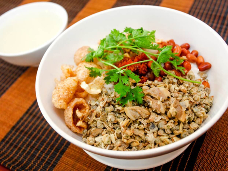 Khám phá ẩm thực Huế - 7 món ngon nhất định phải thử