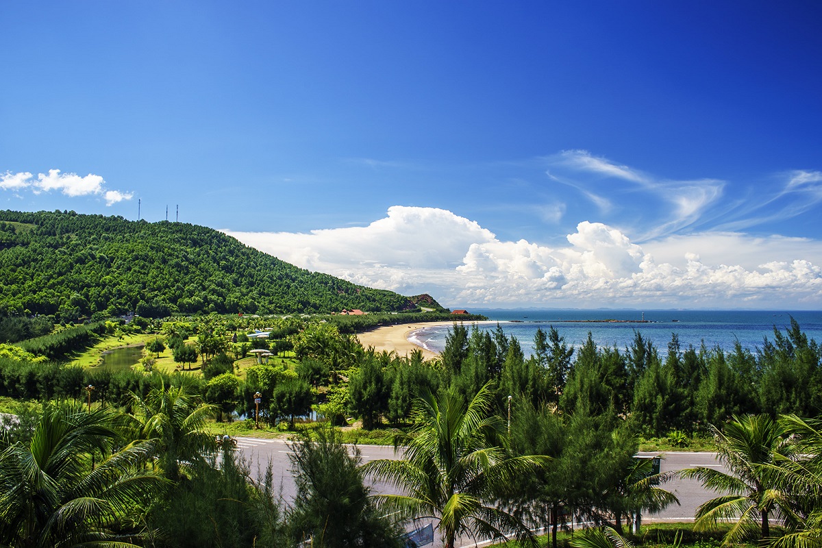 Khu du lịch sinh thái biển Bãi Lữ