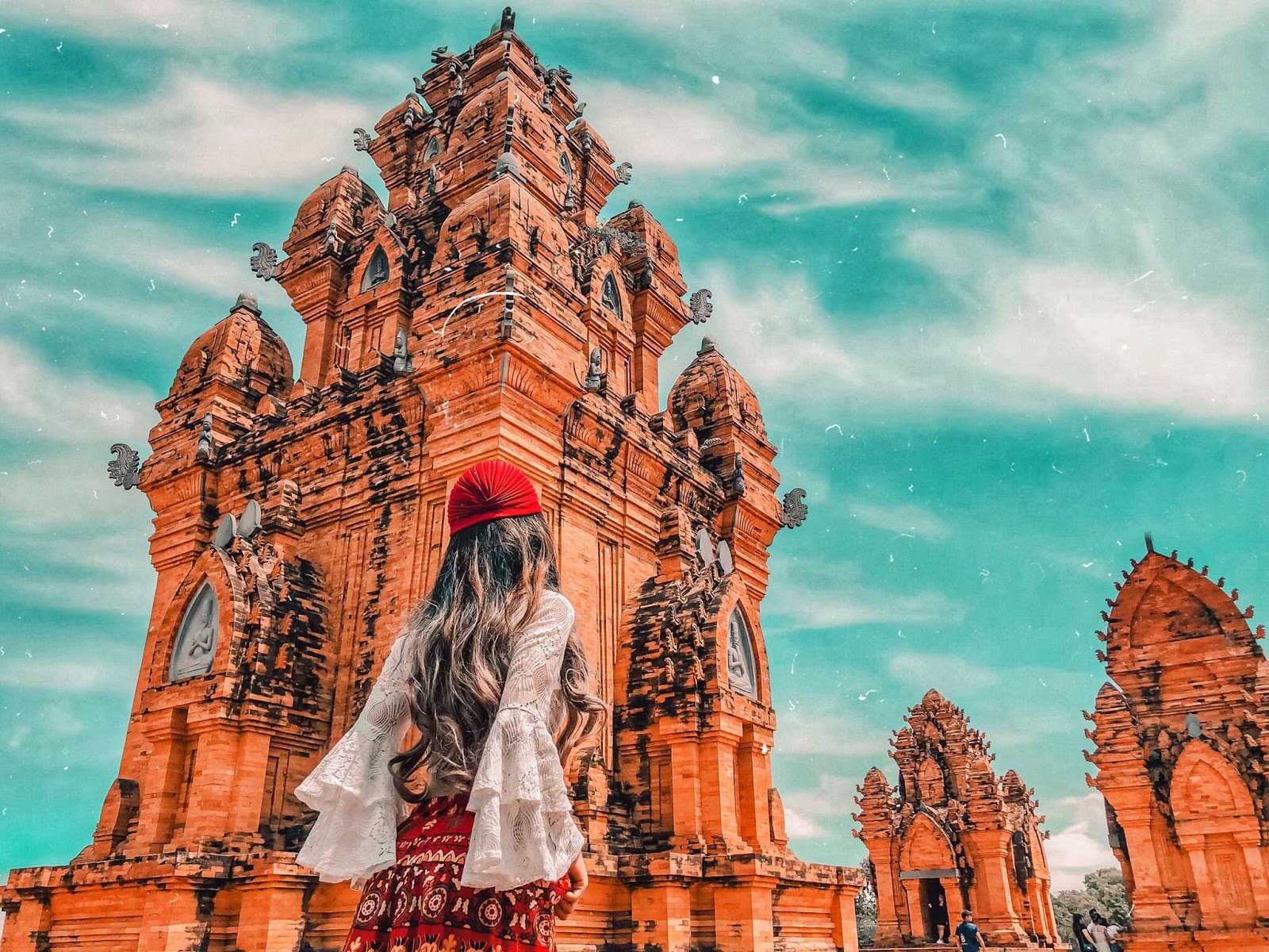 Làng Văn hóa - Du lịch các dân tộc Việt Nam